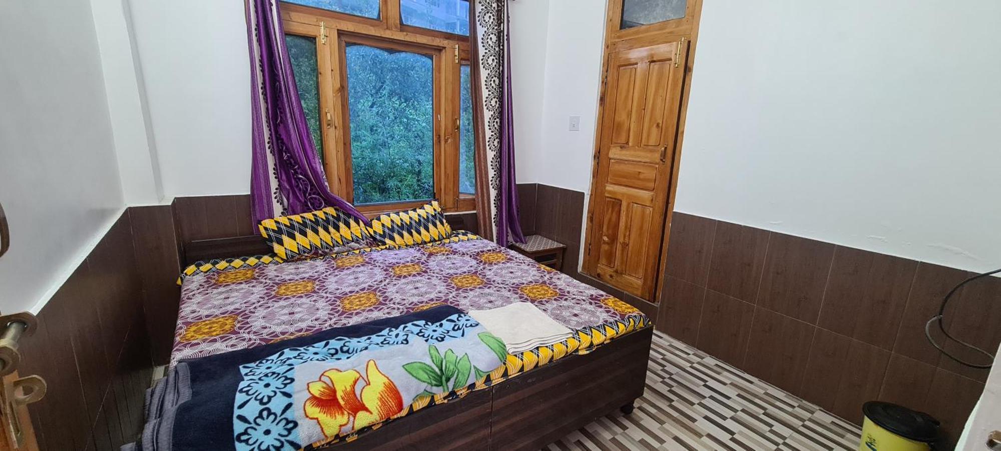 Formosa Hostel & Cafe Kasol Exterior photo